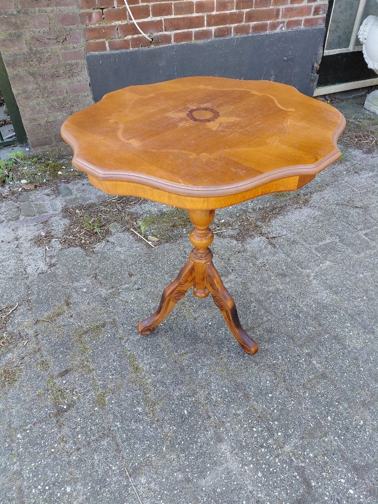Antiekstijl mahonie wijntafel met bloemintarsia., Antiek en Kunst, Ophalen of Verzenden