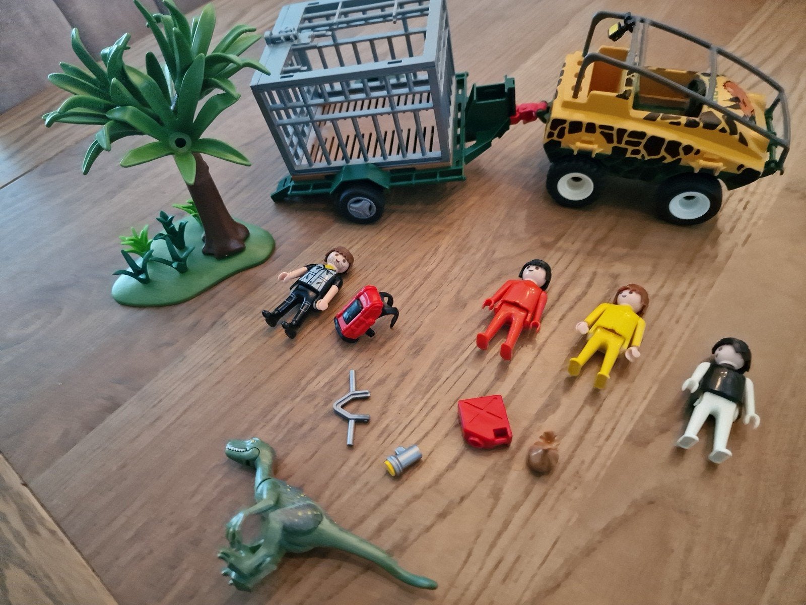 Playmobil Dino Amfibievoertuig 4175 met accessoires, Ophalen of Verzenden, Gebruikt