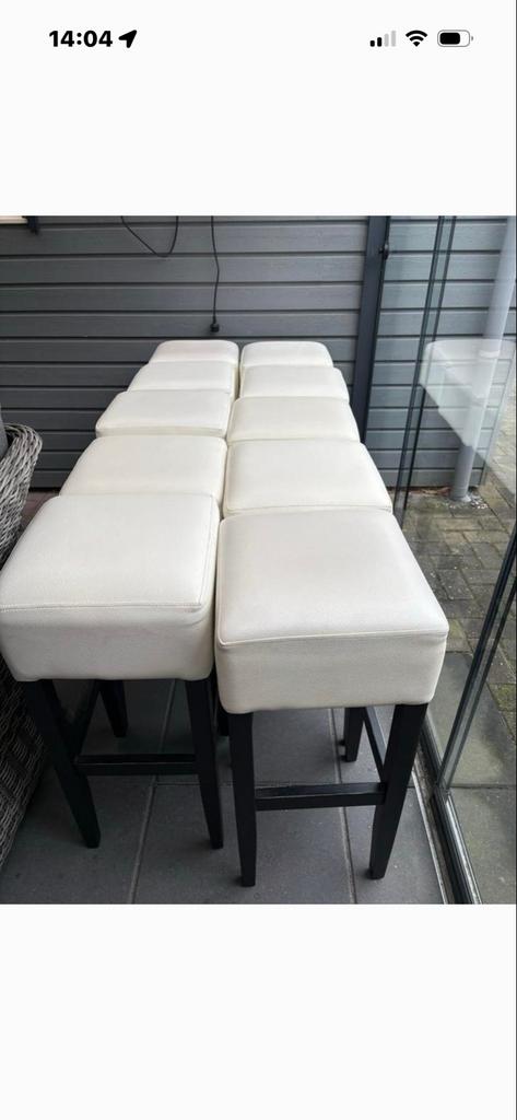 10 nette barkrukken met witte zitting 40 euro per stuk, Huis en Inrichting, Barkrukken, Ophalen, Met voetsteun, 60 tot 90 cm, Hout