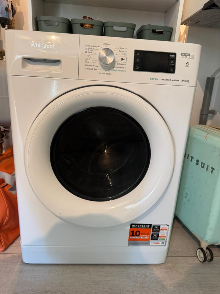 Whirlpool 6 sense was-droog combinatie, Ophalen, Zo goed als nieuw, 85 tot 90 cm, 1200 tot 1600 toeren