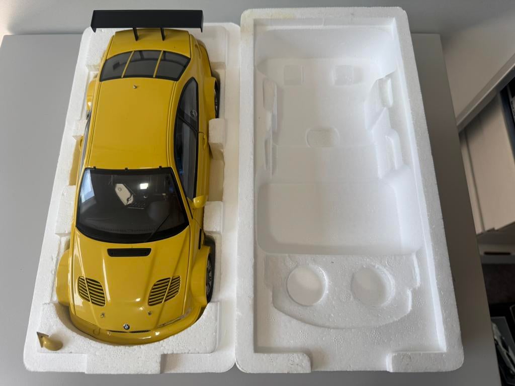 Minichamps bmw e46 m3 gtr geel 1:18 mini champs, Ophalen of Verzenden, Zo goed als nieuw, Auto, MiniChamps