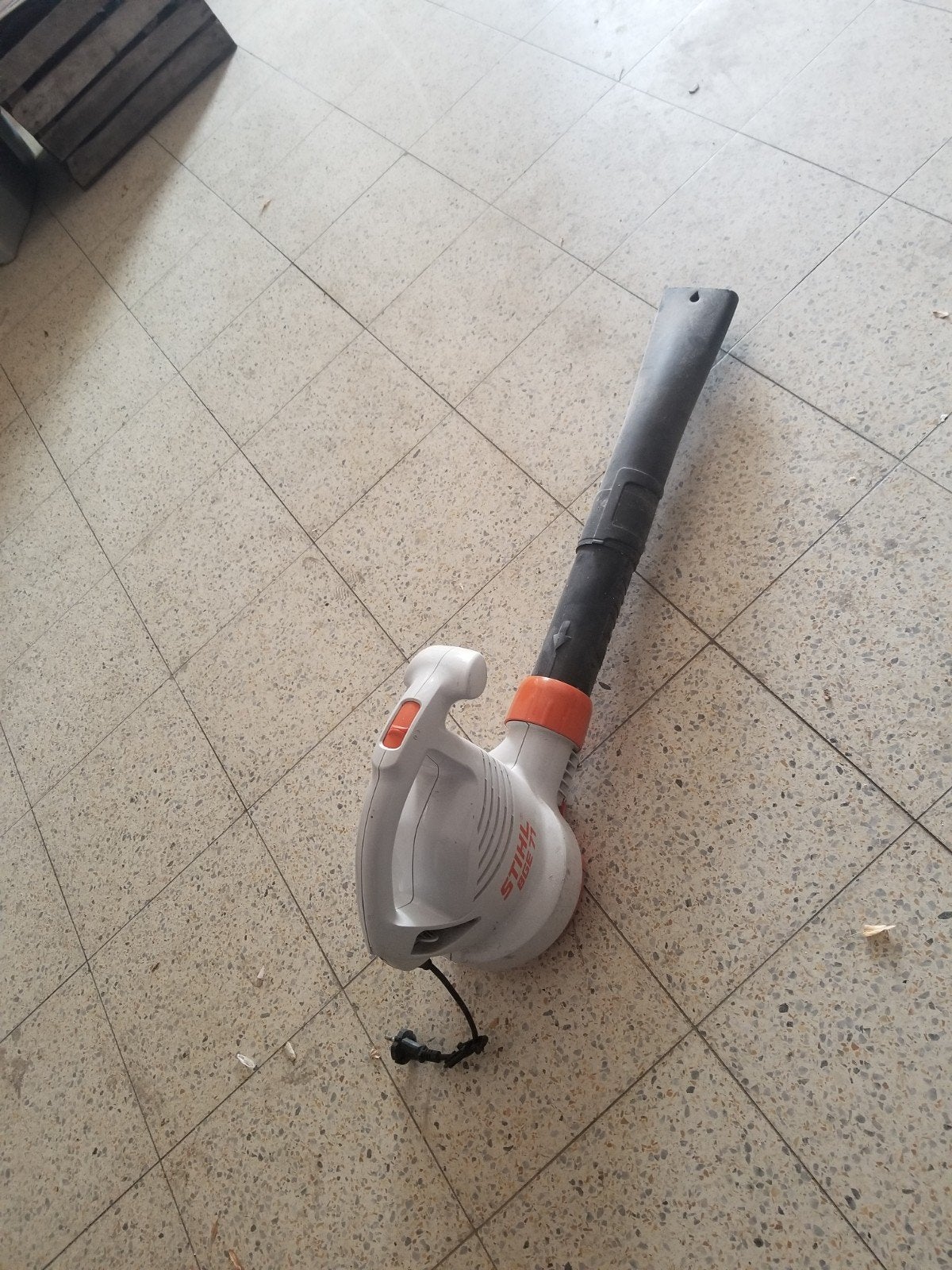 Bladblazer Stihl, Ophalen, Elektrisch