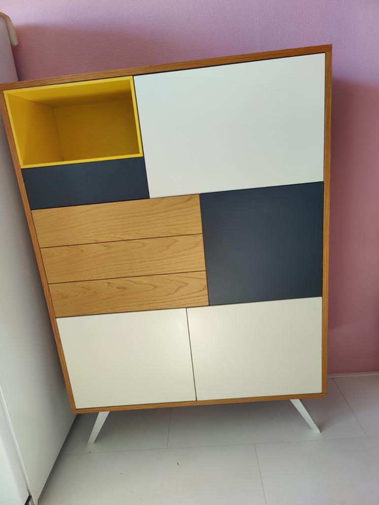 Design kastje, Ophalen