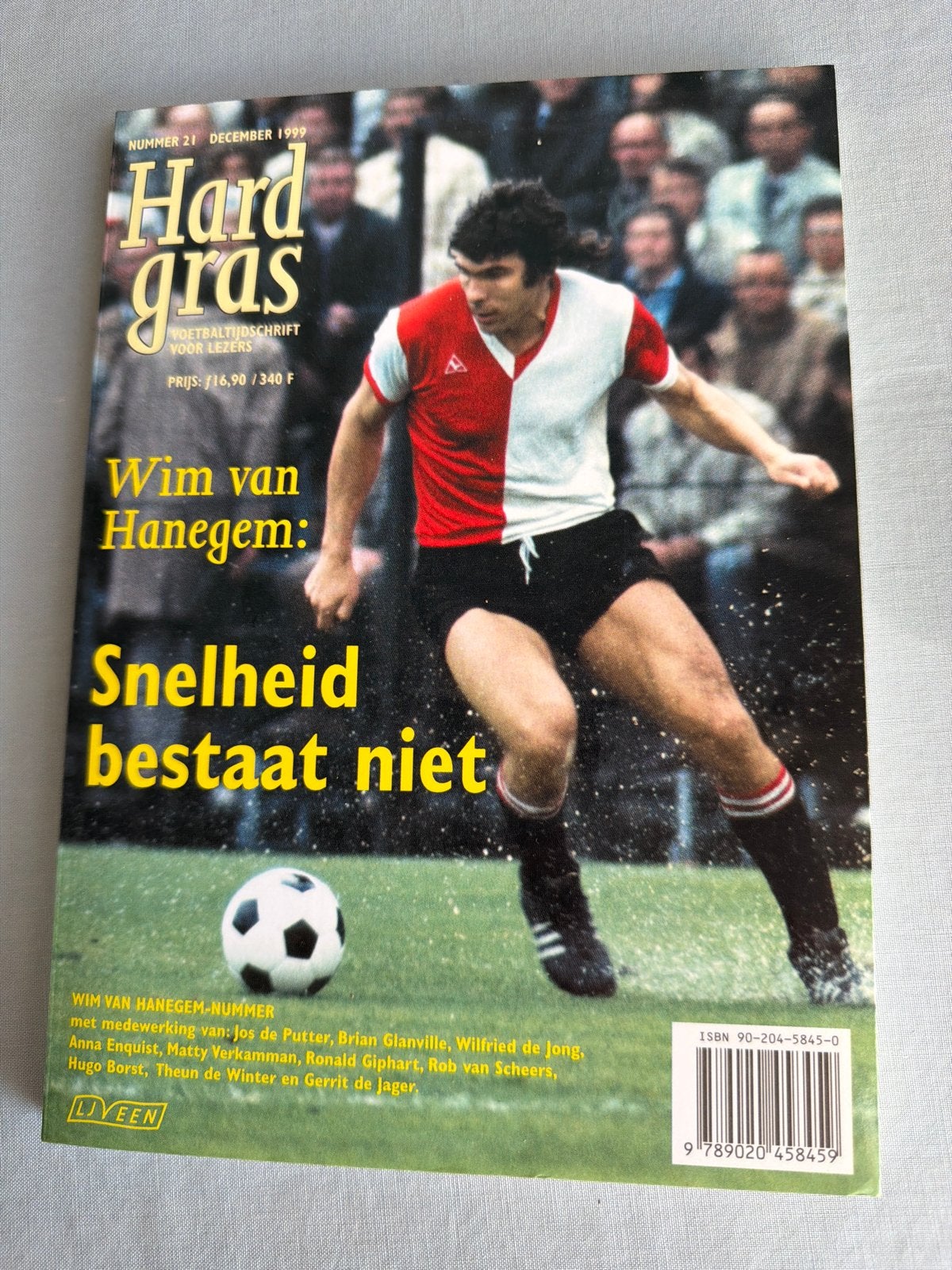 Hard gras Voetbaltijdschrift - Wim van Hanegem nummer, Boeken, Tijdschriften en Kranten, Ophalen of Verzenden, Gelezen, Sport en Vrije tijd