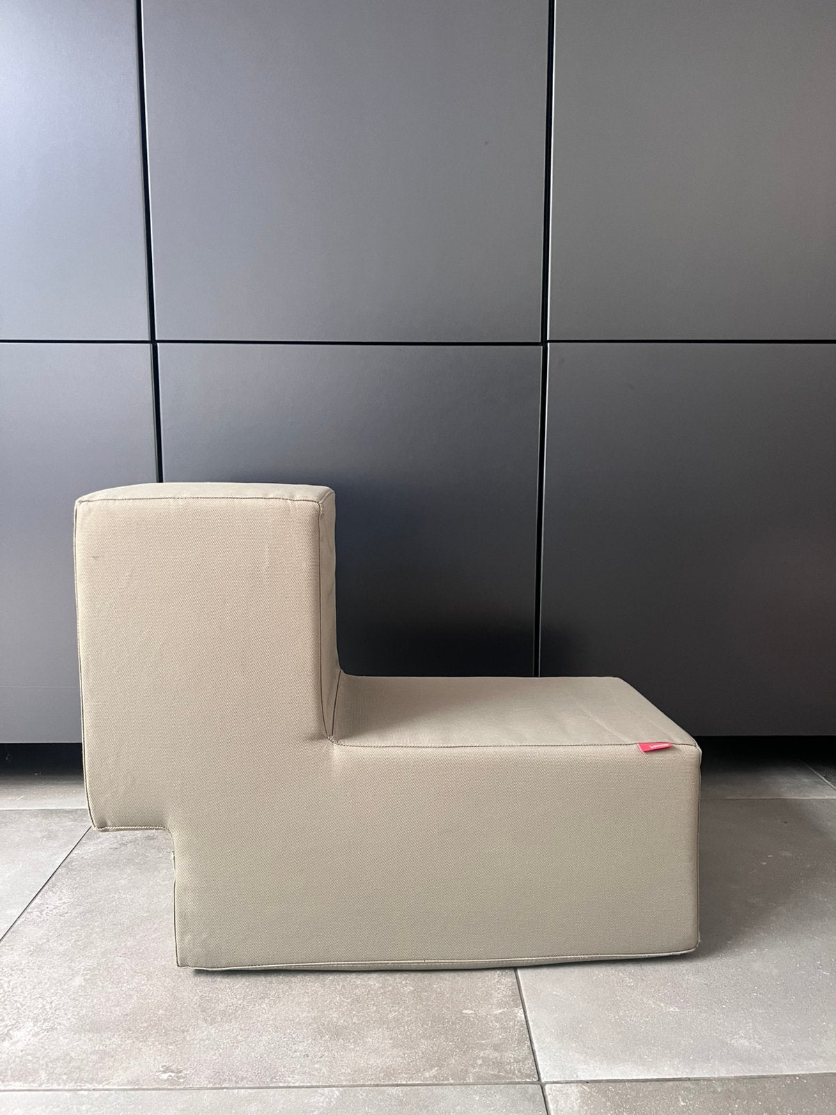 LÜMMEL LUMMEL STRAK DESIGN STOEL ZIT OBJECT BINNEN / BUITEN, Huis en Inrichting, Stoelen, Bruin, Ophalen of Verzenden, Zo goed als nieuw