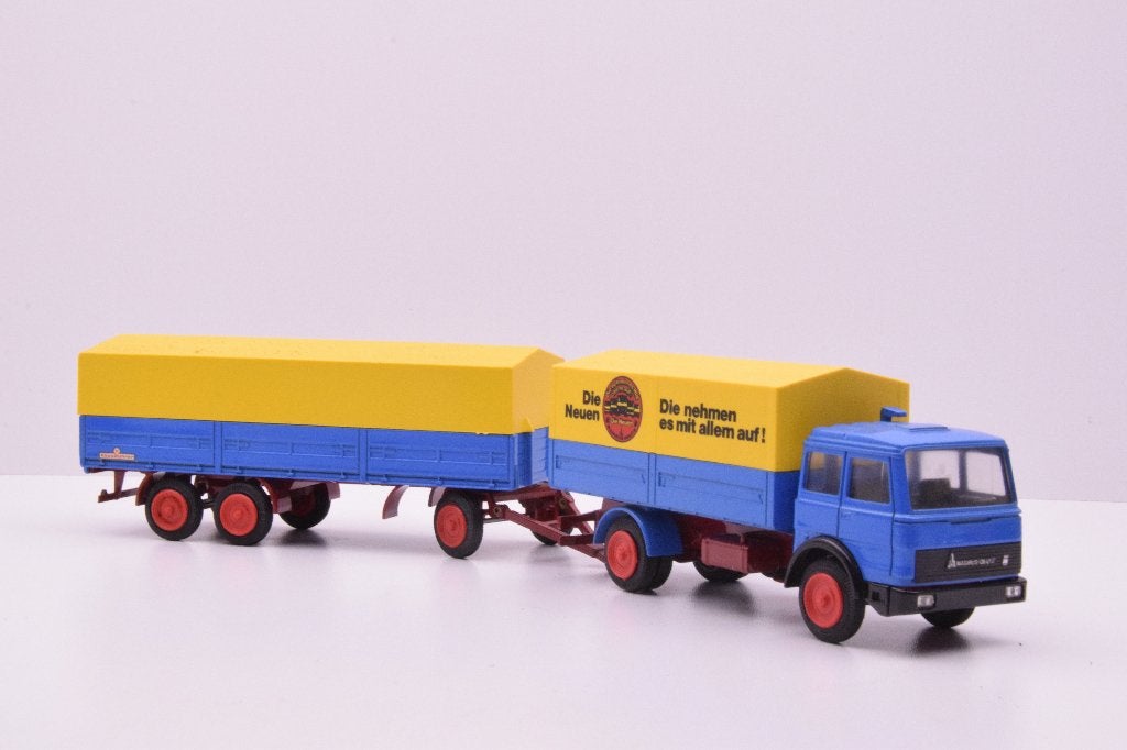 Magirus Iveco truck en aanhanger  ' NZG '', Ophalen of Verzenden, Zo goed als nieuw, Bus of Vrachtwagen, NZG