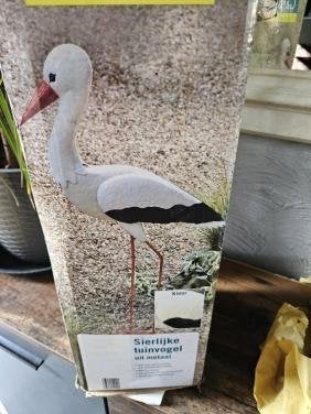 Nieuwe sierlijke vintage ooievaar tuinvogel van metaal, Ophalen of Verzenden, Nieuw, Metaal, Dierenbeeld