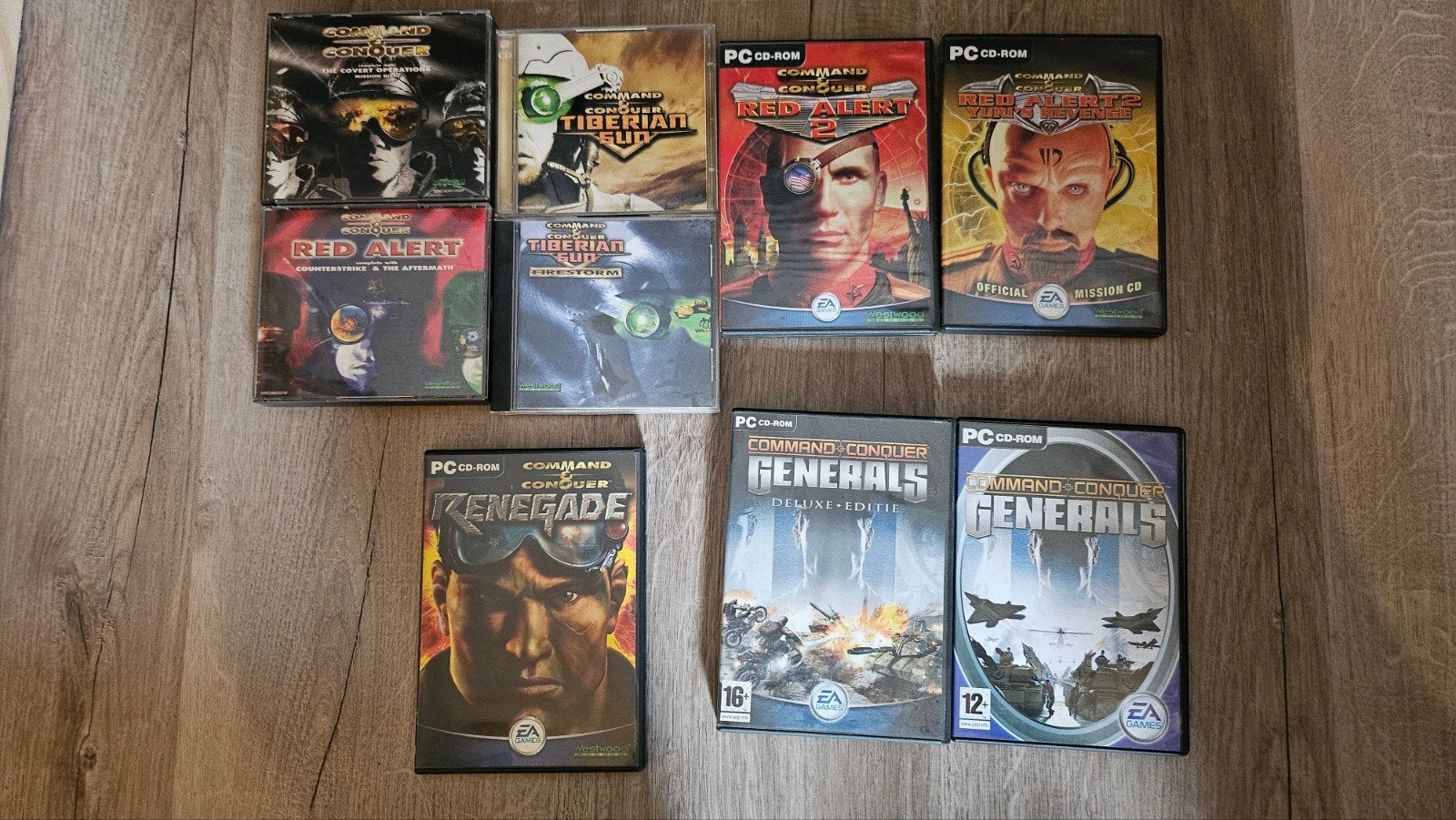 Command & Conquer PC Games Collectie (8 spellen), Online, Ophalen of Verzenden, Zo goed als nieuw, 3 spelers of meer