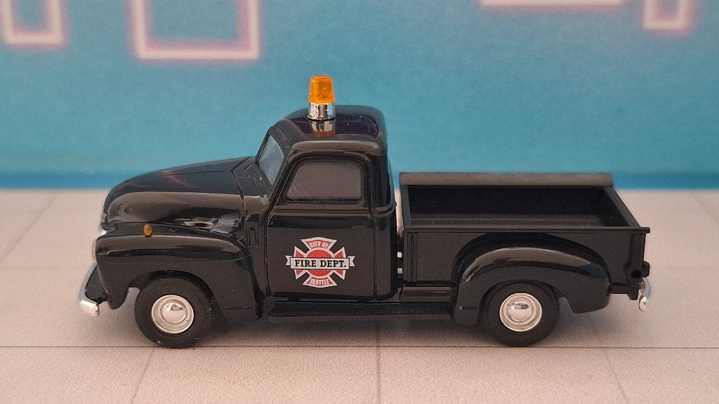 Busch 1:87 Chevrolet 3100 Pick-up Seattle Fire Dept., Ophalen of Verzenden, Gebruikt, Auto, Overige merken