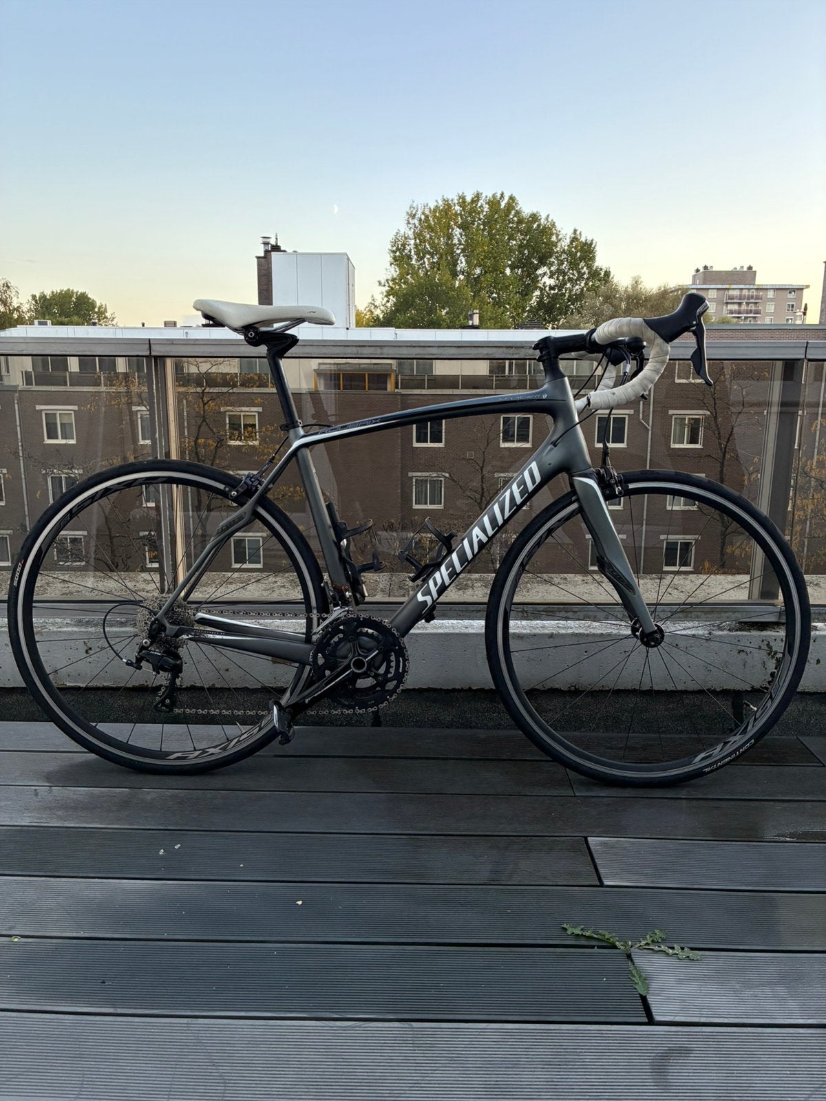 Specialized Roubaix SL4 Sport (Size 56), 28 inch, Carbon, Zo goed als nieuw, Meer dan 20 versnellingen
