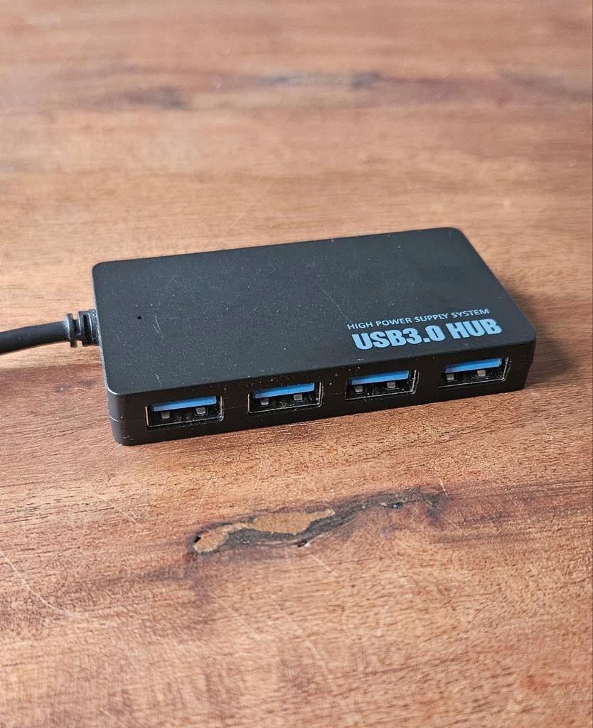 USB-C naar 4-Poorts USB 3.0 Hub (Zwart) - Zo goed als nieuw, Ophalen of Verzenden, Zo goed als nieuw