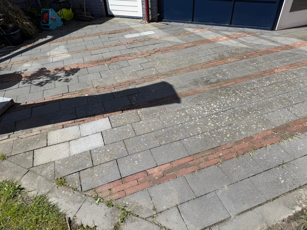 Terras - 2 soorten tegels - ruim 25m2, Tuin en Terras, Ophalen, Gebruikt, Beton, Klinkers