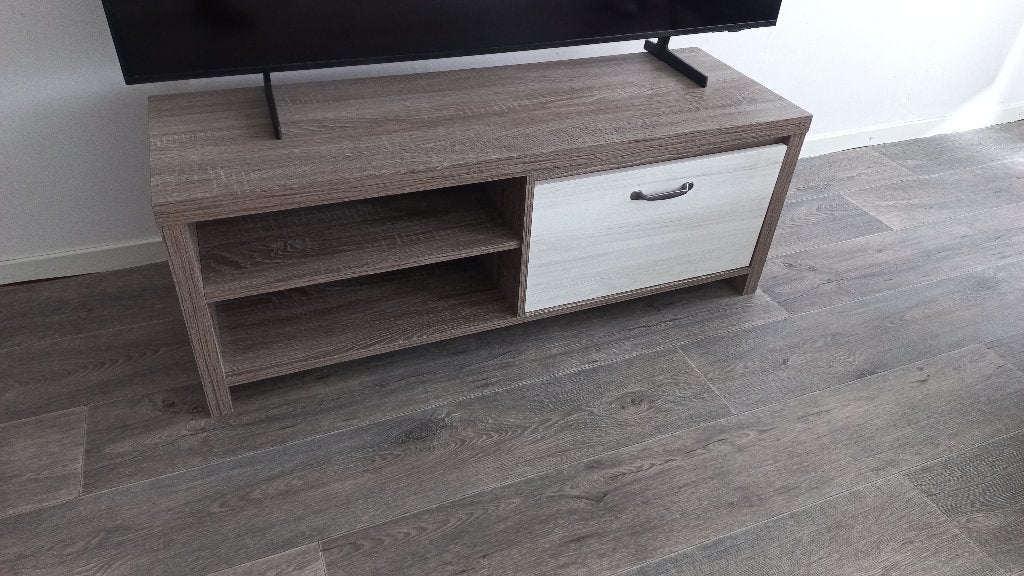 TV-kast, Ophalen, Overige materialen, 100 tot 150 cm, Zo goed als nieuw