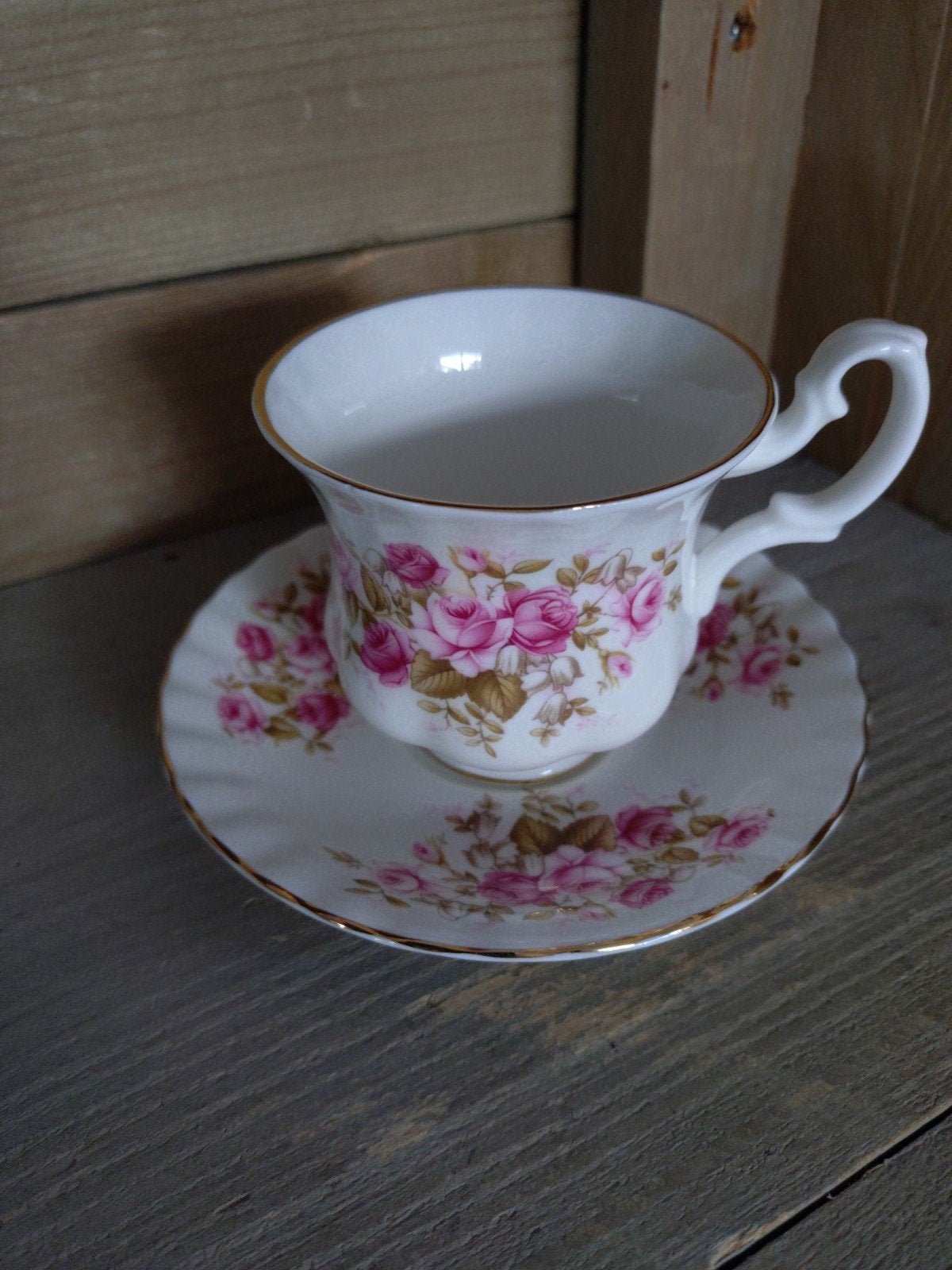 Royal Albert Bone China Kop en Schotel - Rozenpatroon, Ophalen of Verzenden