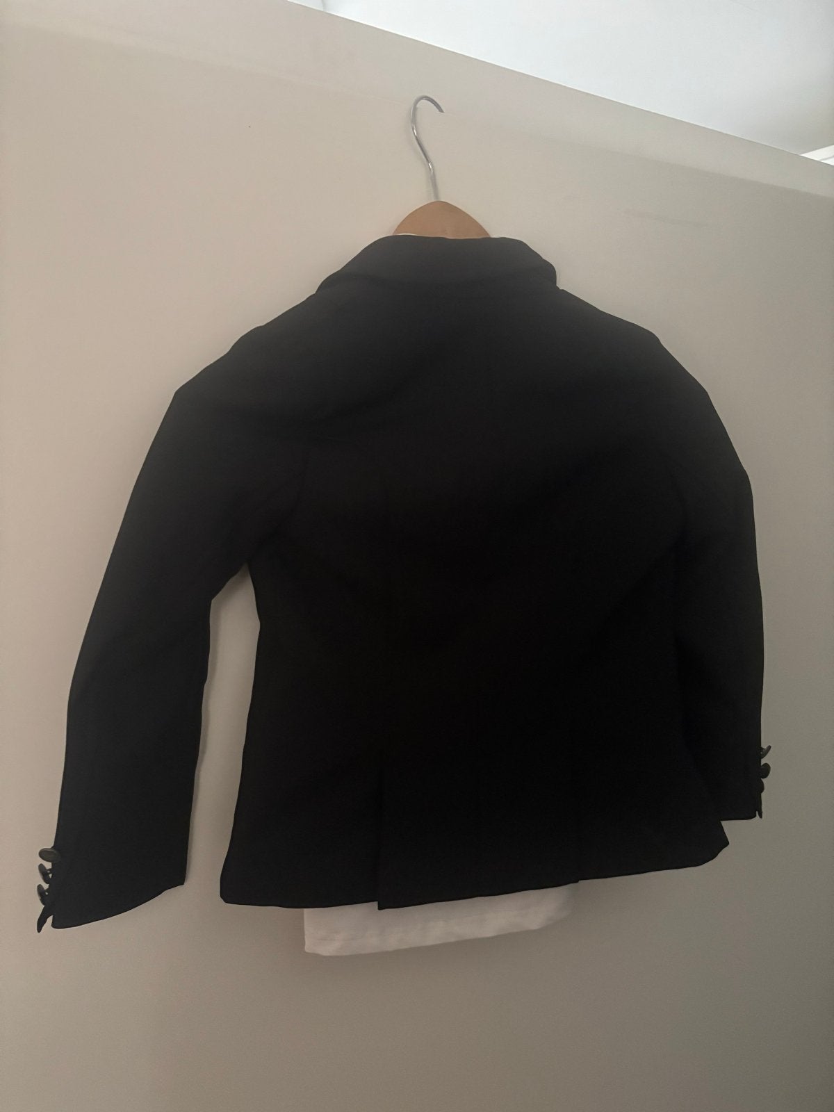 Wedstrijd jasje voor dressuur 128, Dieren en Toebehoren, Ophalen of Verzenden, Zo goed als nieuw