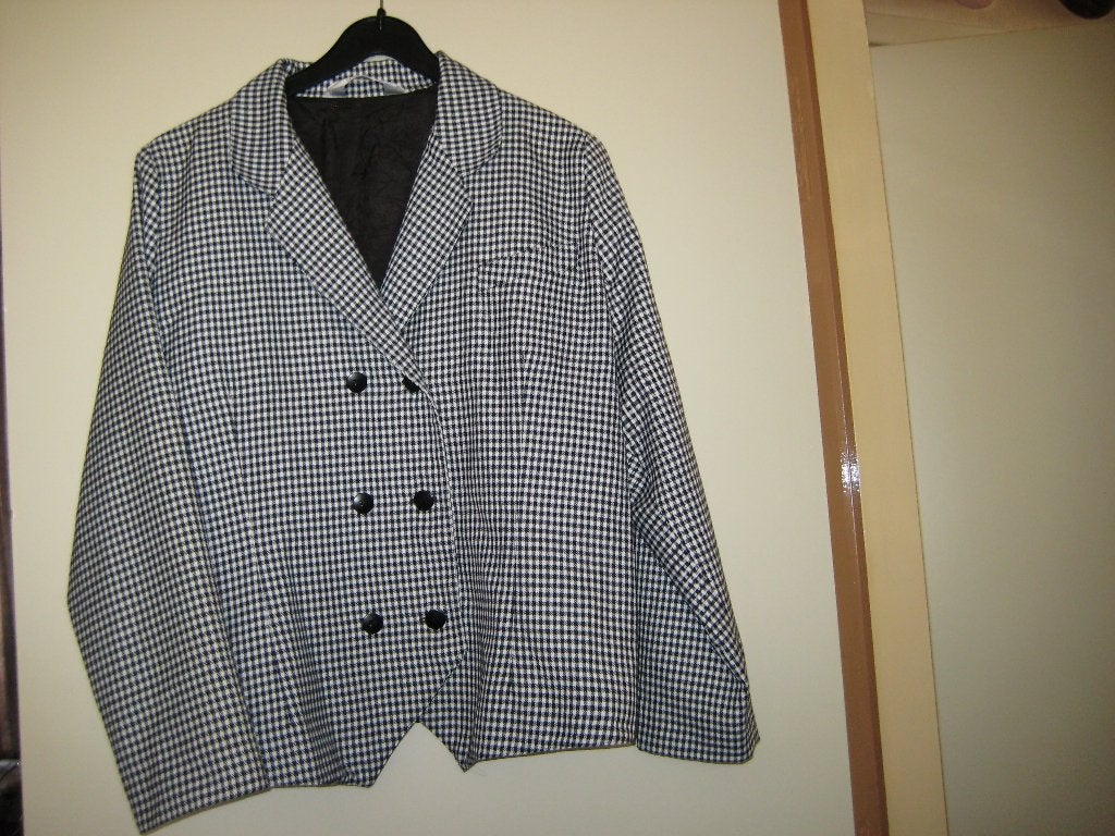 Zwartr/wit geruite jas, 44, Different, Overige kleuren, Maat 42/44 (L), Ophalen of Verzenden, Zo goed als nieuw