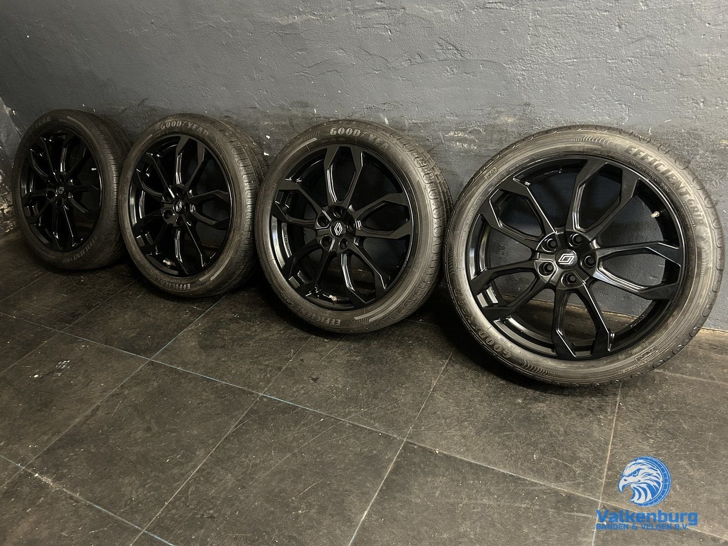 8mm! Renault Scenic Grand Scenic 20 inch zwarte velgen 5x114
