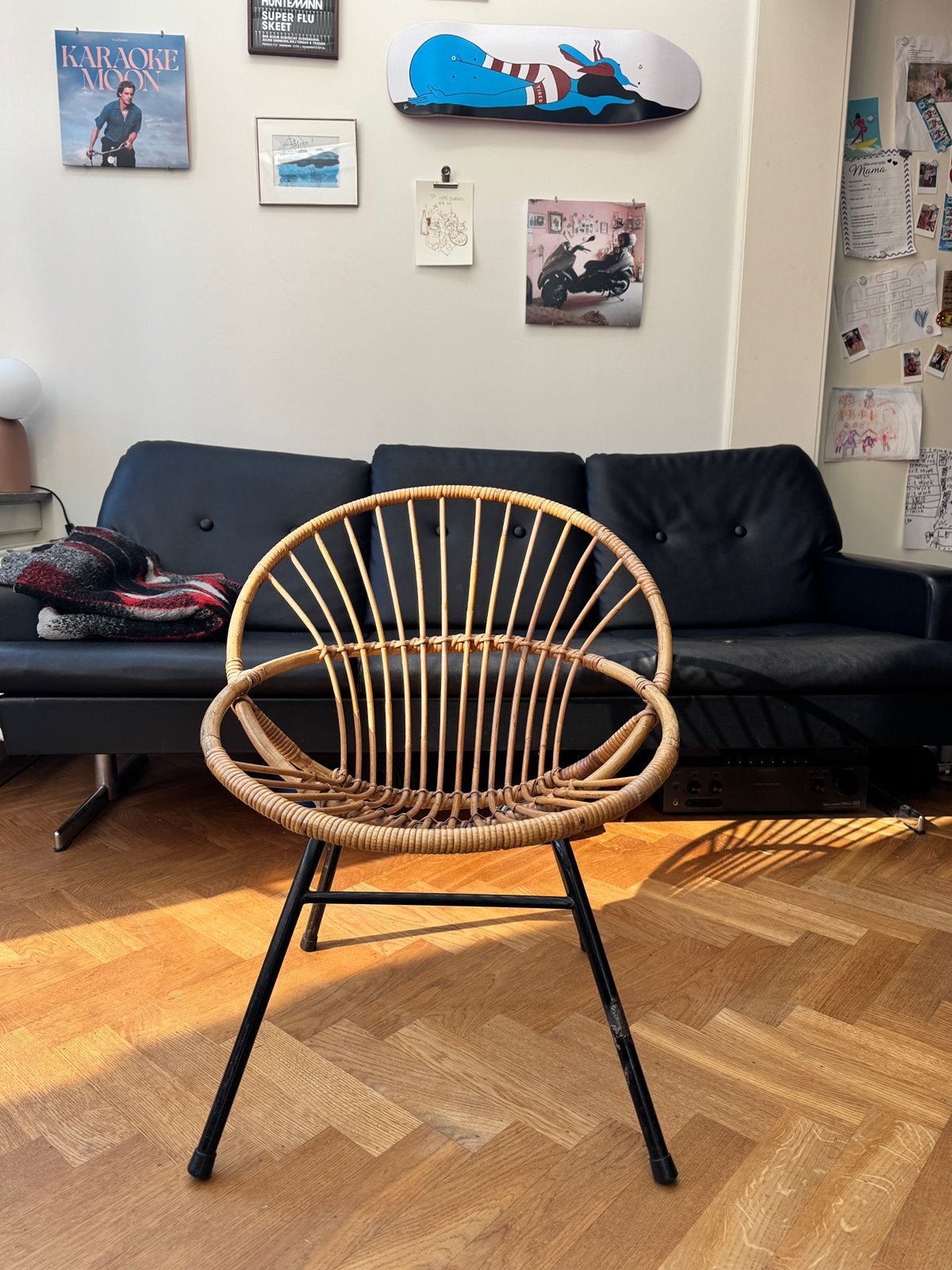 Rotan kuipstoel, Huis en Inrichting, Stoelen, Ophalen, Gebruikt, Bruin, Retro rotan kuipstoel