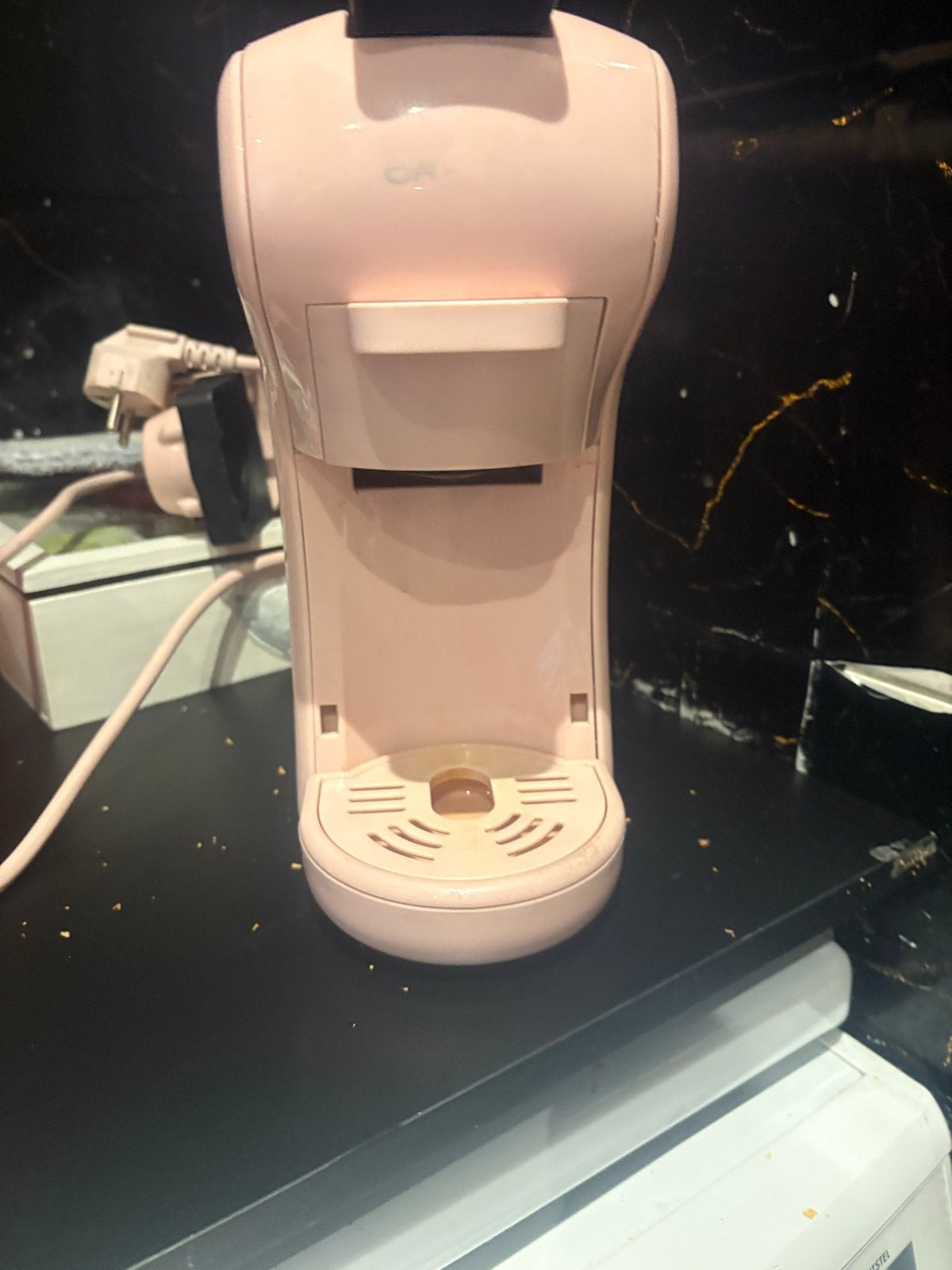 Roze create koffiezetapparaat, Ophalen, Gebruikt, Koffiemachine, 1 kopje