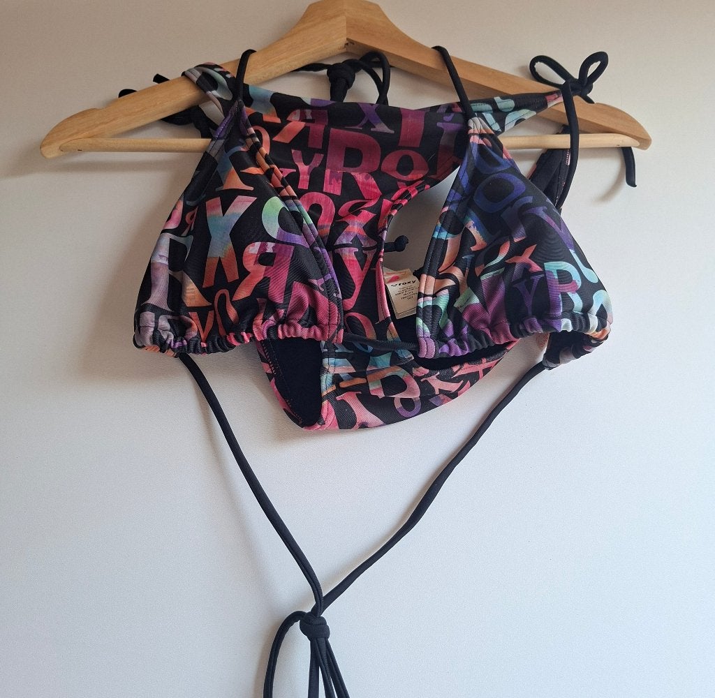 Roxy bikini set kleurrijke letterprint, Kleding | Dames, Badmode en Zwemkleding, Meerkleurig, Ophalen of Verzenden, Zo goed als nieuw
