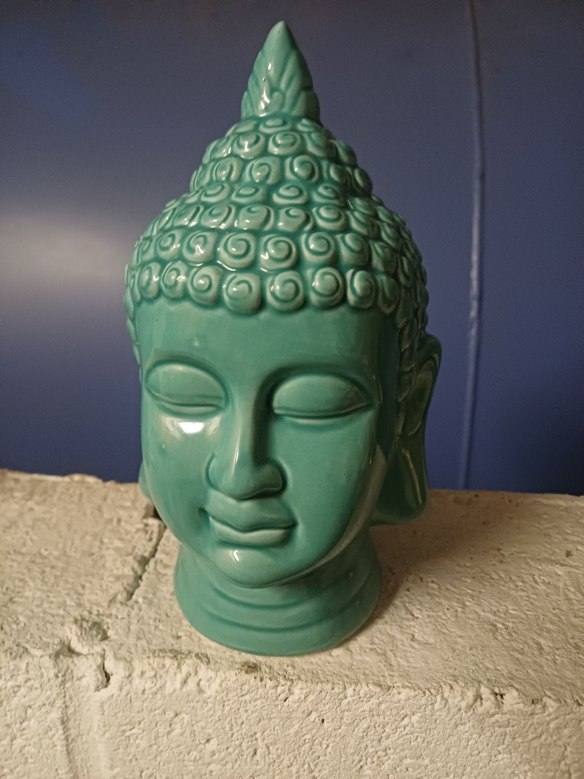 Boeddha hoofd beeldje -  38 cm Groen keramiek, Ophalen of Verzenden, Zo goed als nieuw, Steen/keramiek, Groen