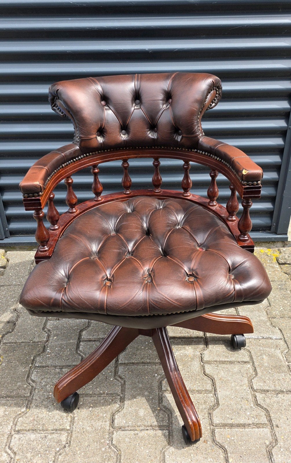 Engelse Chesterfield Directiestoel Bureaustoel Echt Leer, Antiek en Kunst, Antiek | Meubels | Stoelen en Banken, Ophalen of Verzenden