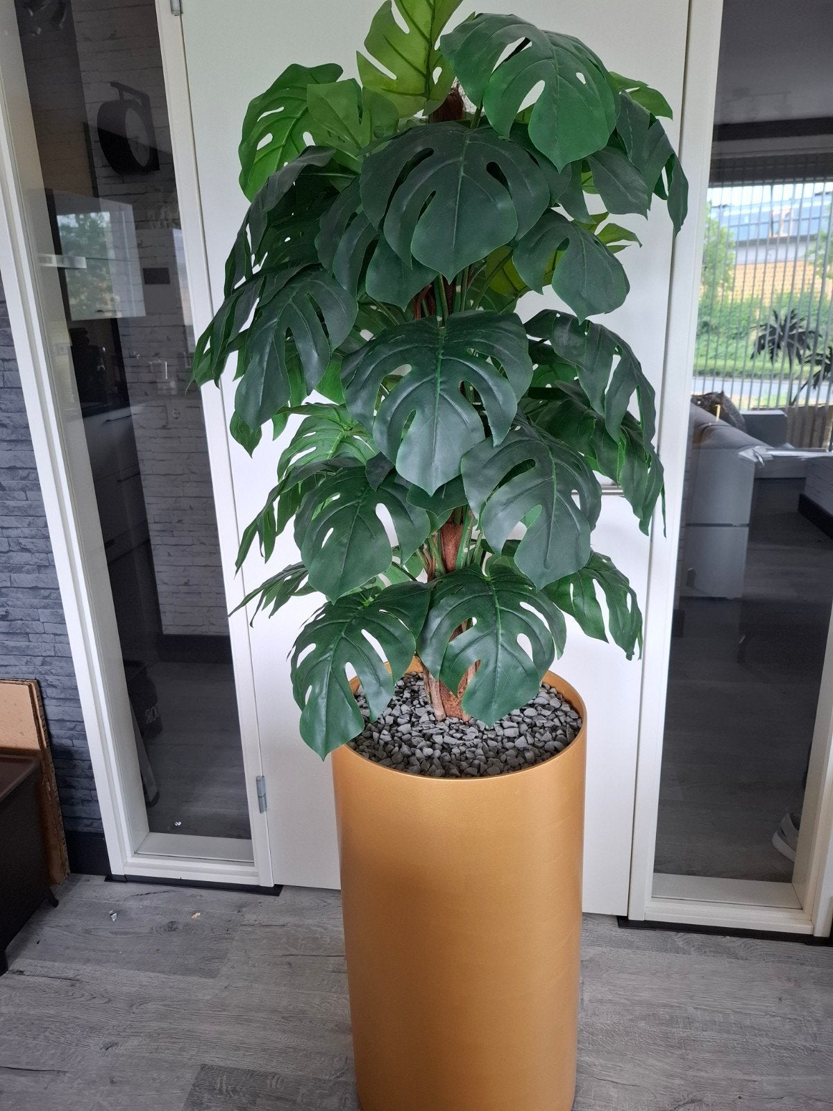 GROTE KUNST PLANT EN GROTE BLOEMPOT, Ophalen