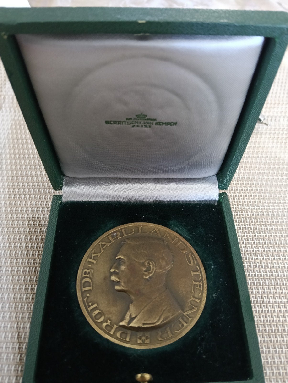 Medaille Het Nederlandse Rode Kruis Bloedtransfusiedienst, Ophalen of Verzenden