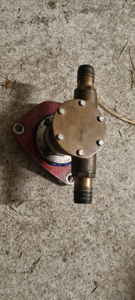 peugeot indenor impellerpomp incl montageplaat, Ophalen, Gebruikt, Motor en Techniek