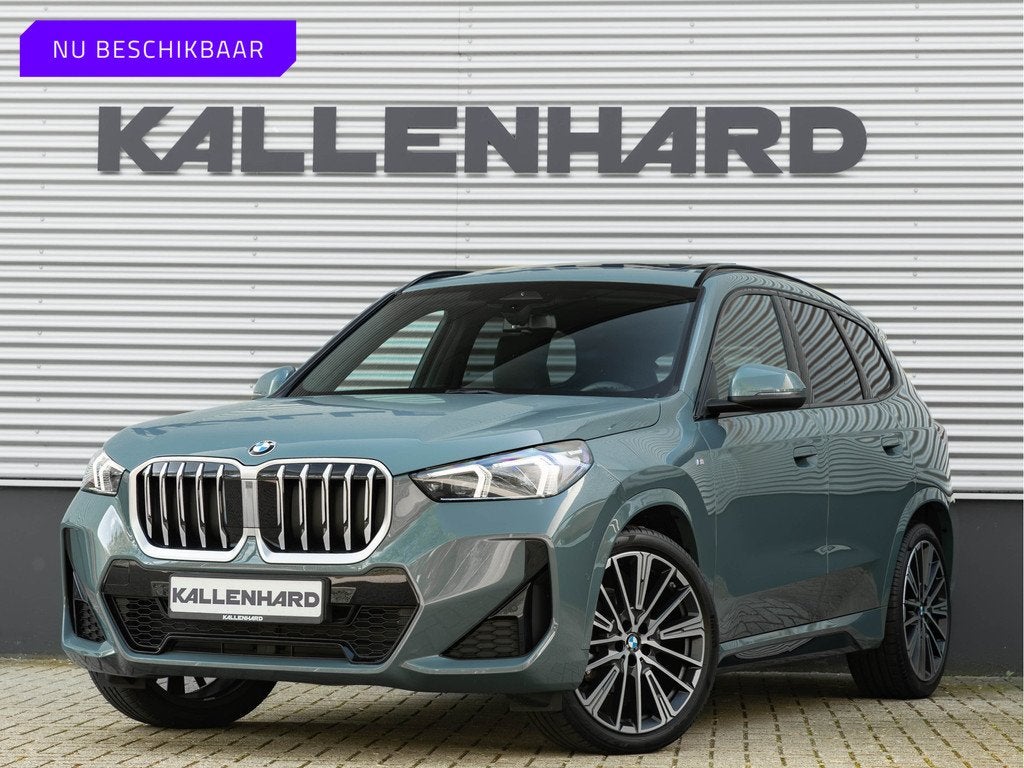 BMW X1 sDrive18i M-Sport - Pano - Trekhaak - ACC - Memoryzet, Auto's, BMW, 136 pk, 24 maanden, 3 cilinders, Geïmporteerd