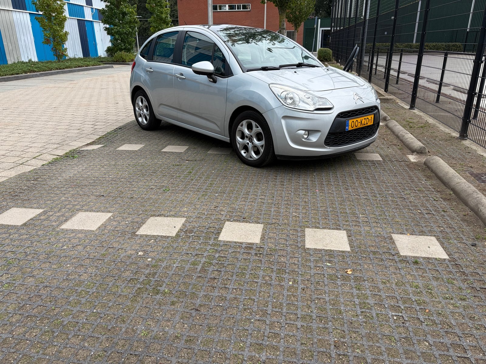 Citroën C3 1.4 VTI 2010 pano/trekhaak/nap, 40 €/maand, Origineel Nederlands, Handgeschakeld, 570 kg