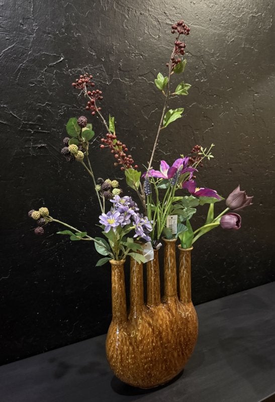 SALE!!! Vaas incl zijde bloemen lila paars platte vazen VdlM, Paars, Ophalen of Verzenden, Inclusief kunstbloemen, Bloemstuk