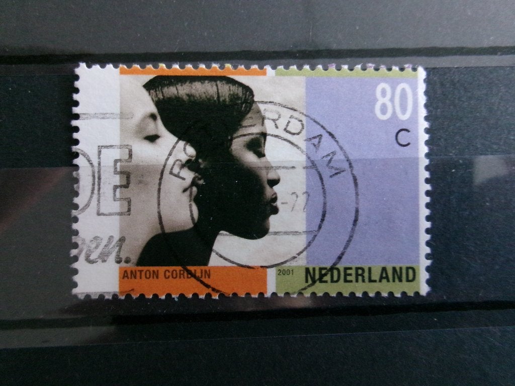 2001 - foto van anton corbijn (288a), Ophalen of Verzenden, Gestempeld