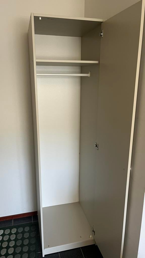IKEA Gursken kledingkast - 1 jaar oud, zo goed als nieuw, Huis en Inrichting, Kasten | Kledingkasten, Ophalen, Zo goed als nieuw