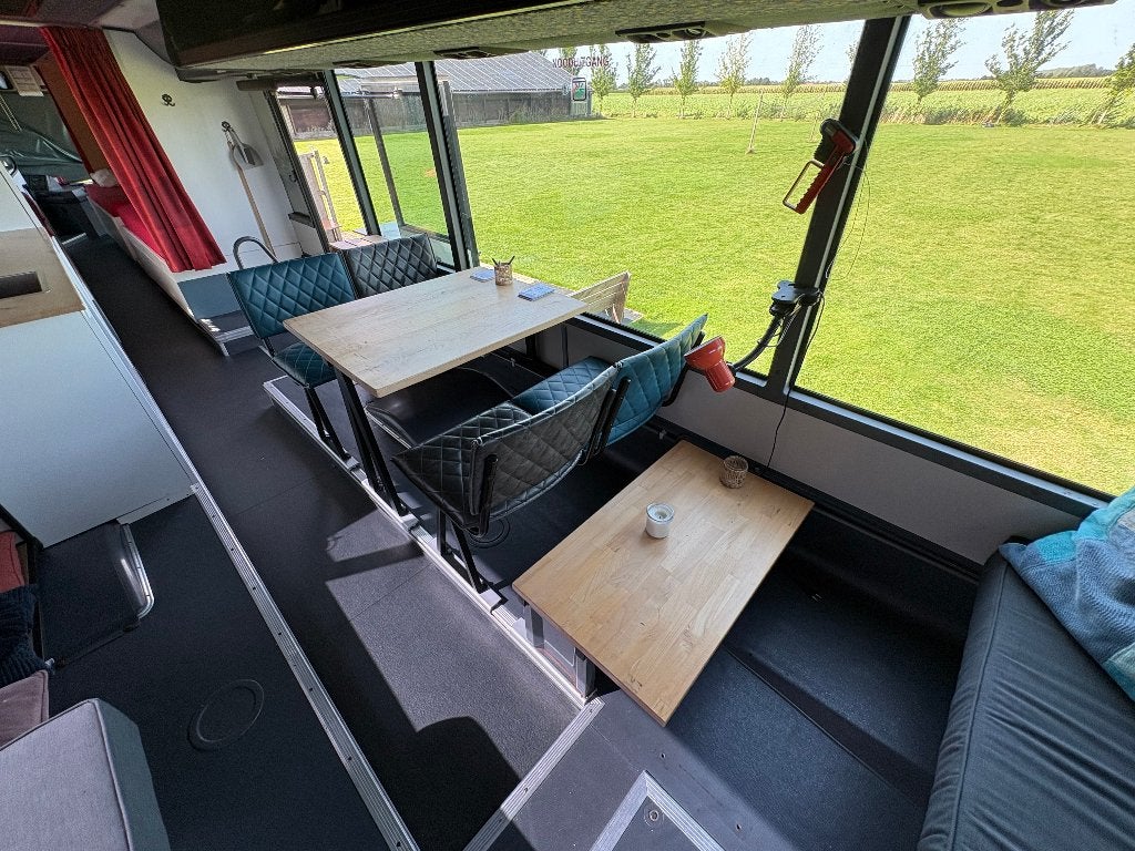 Foto 9 van Touring car bus camper / Mobiel chalet / stacaravan