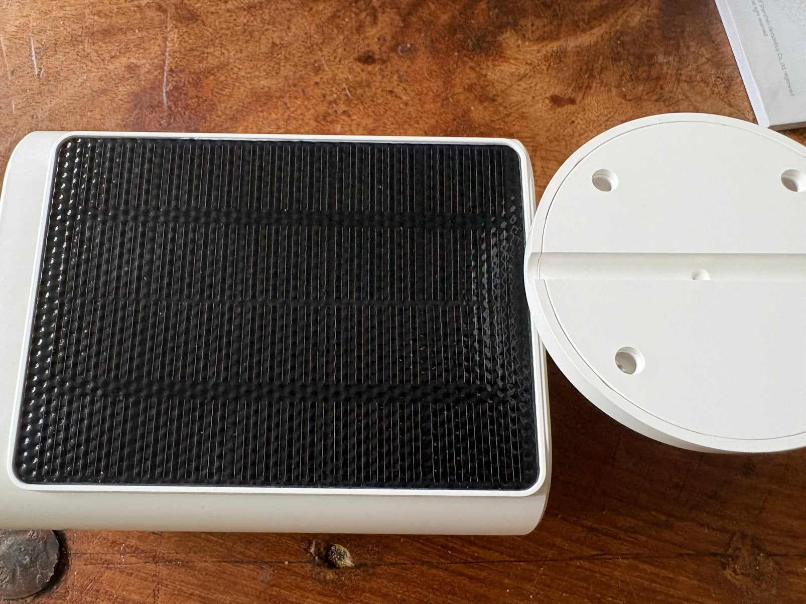 Security camera met solar panel   iq geek, Ophalen of Verzenden, Nieuw, Buitencamera