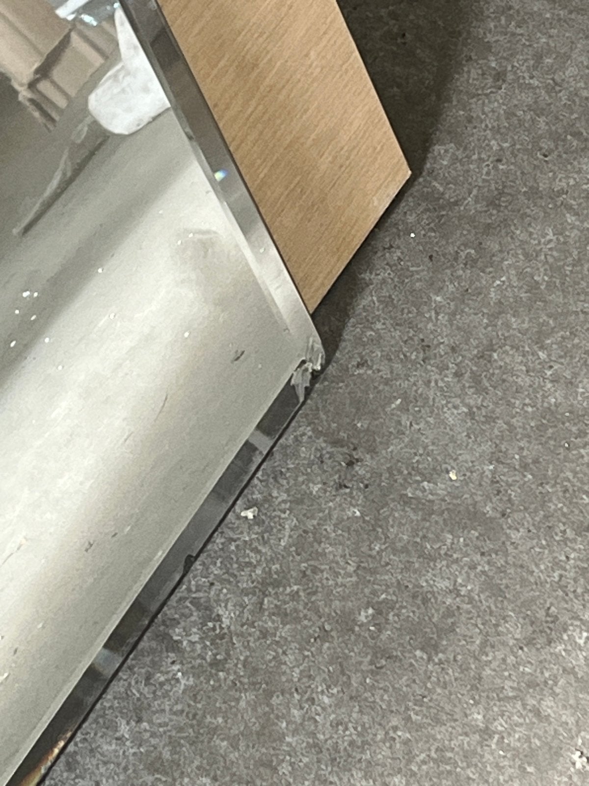 Mooie spiegel met lichte schade aan de onderkant, Ophalen, Gebruikt, 100 tot 150 cm, Overige vormen