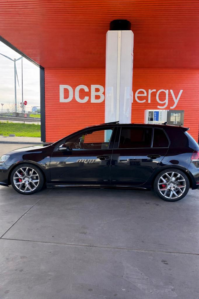 Volkswagen Golf 6 GTI 35 - 330+ PK | PANO | DSG BEARLOCK |, Zwart, 4 cilinders, 1984 cc, Zwart