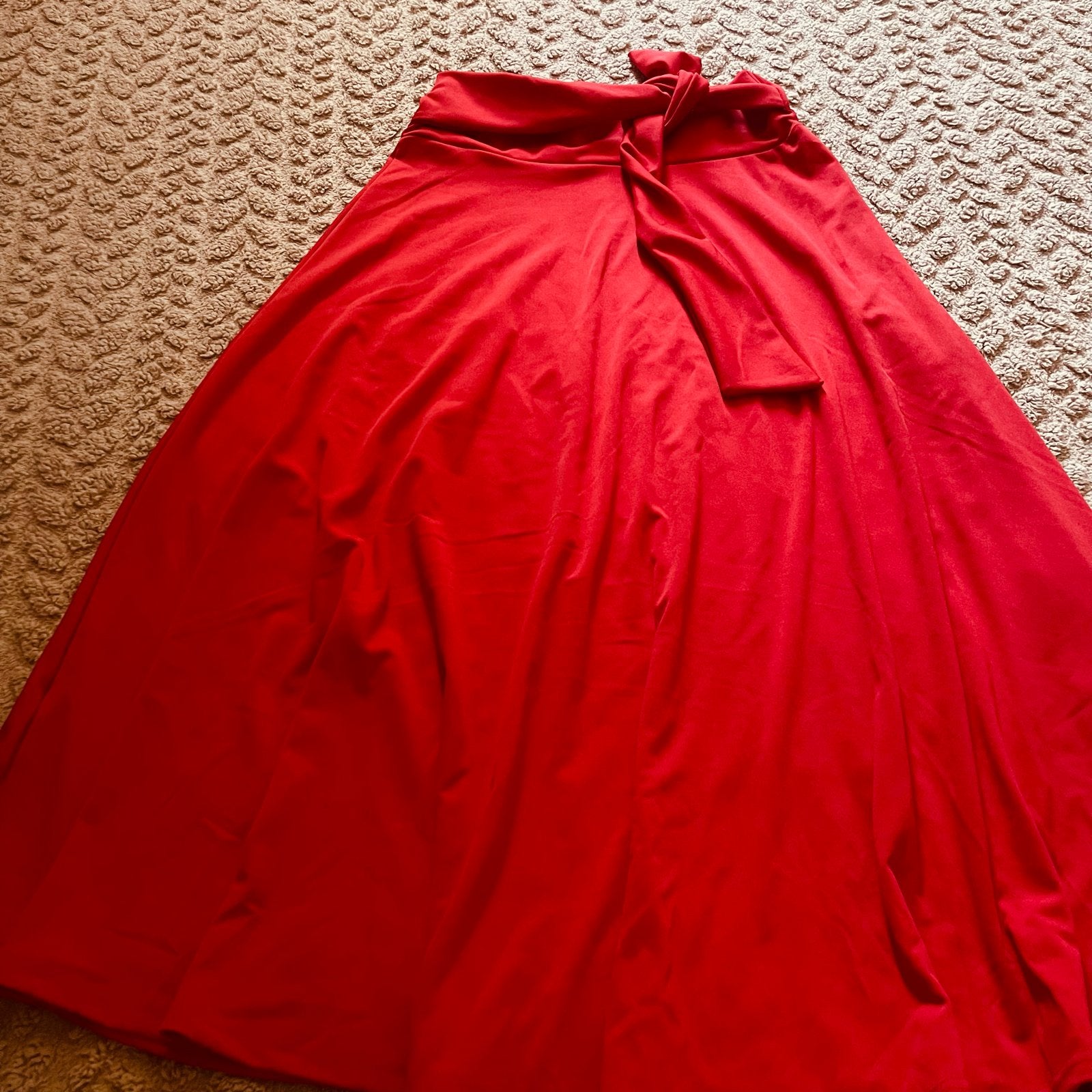 Rode maxi rok met strikdetail, Maat 38/40 (M), Ophalen of Verzenden, Zo goed als nieuw, Rood