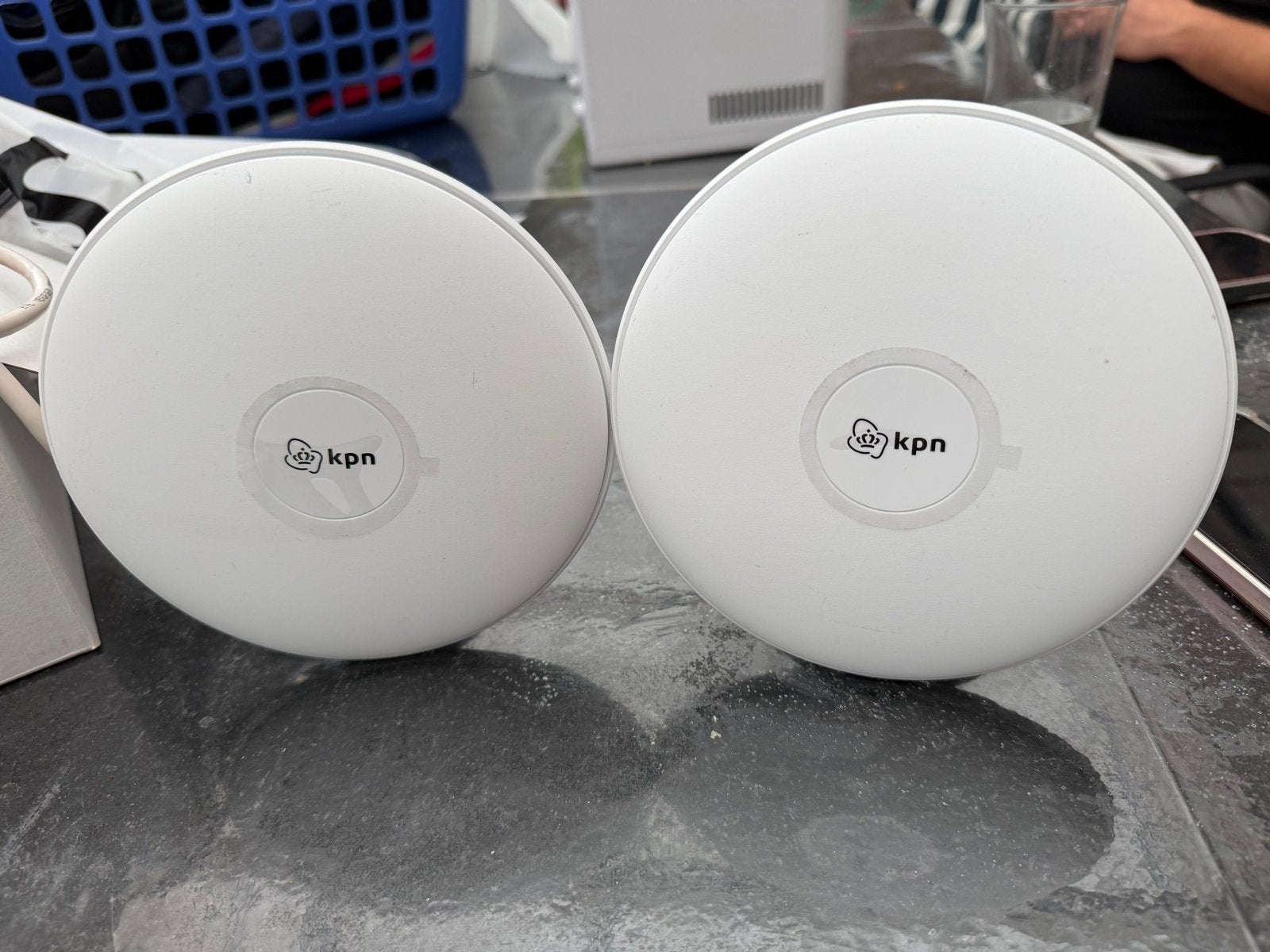 KPN SuperWifi punten (2 stuks), Ophalen of Verzenden, Zo goed als nieuw, Router