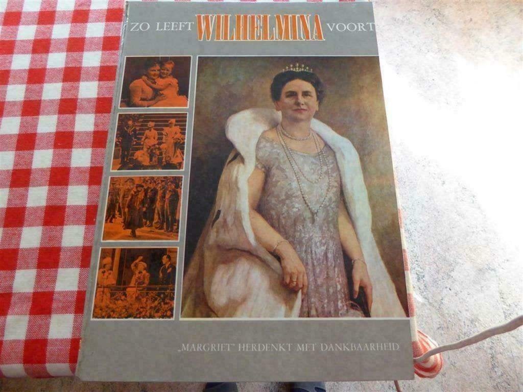 Zo leeft Wilhelmina voort., Verzamelen, Ophalen of Verzenden, Gebruikt, Nederland, Tijdschrift of Boek
