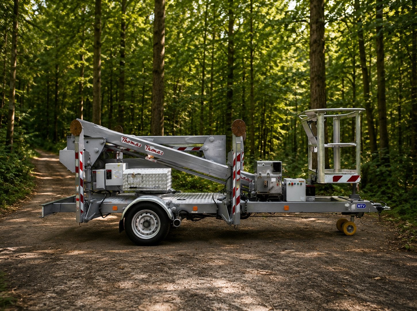 Thomas 210NWS Aanhanger Hoogwerker - Compact en Veelzijdig, Zakelijke goederen, Machines en Bouw | Liften, Steigers en Ladders