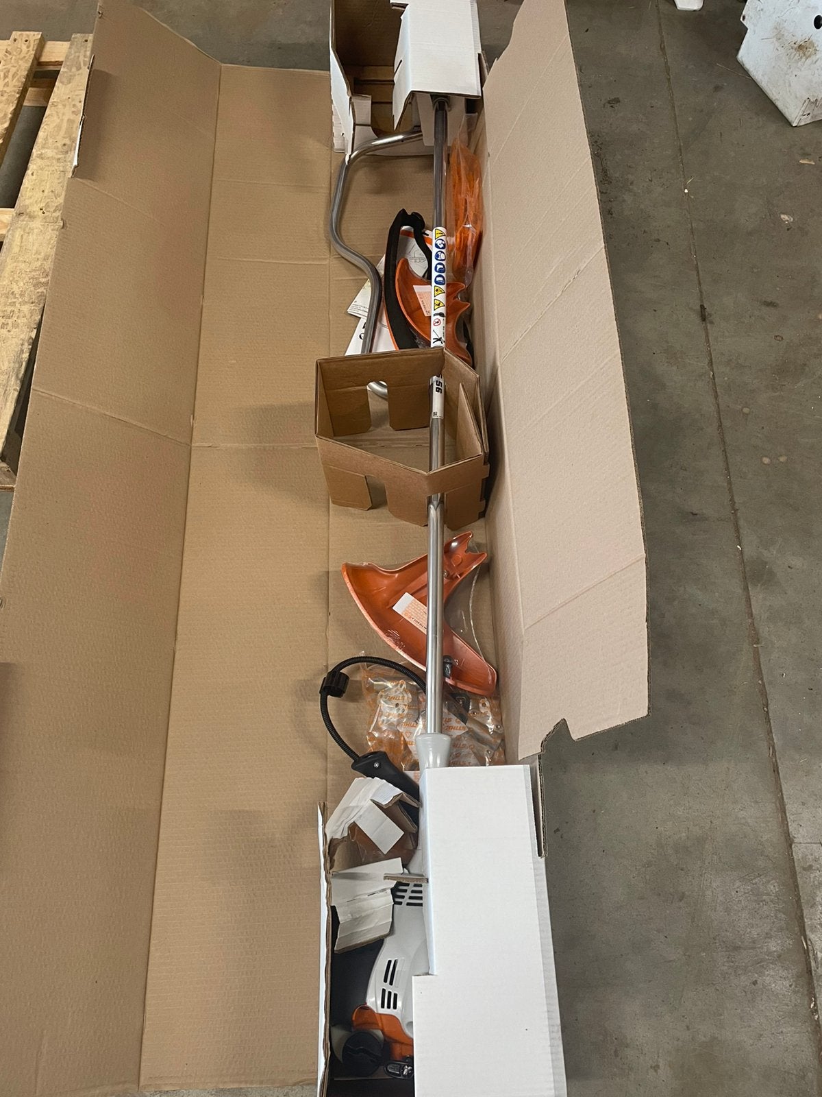 FS 56 bosmaaier - nieuw in doos!, Ophalen of Verzenden, Nieuw, Benzine