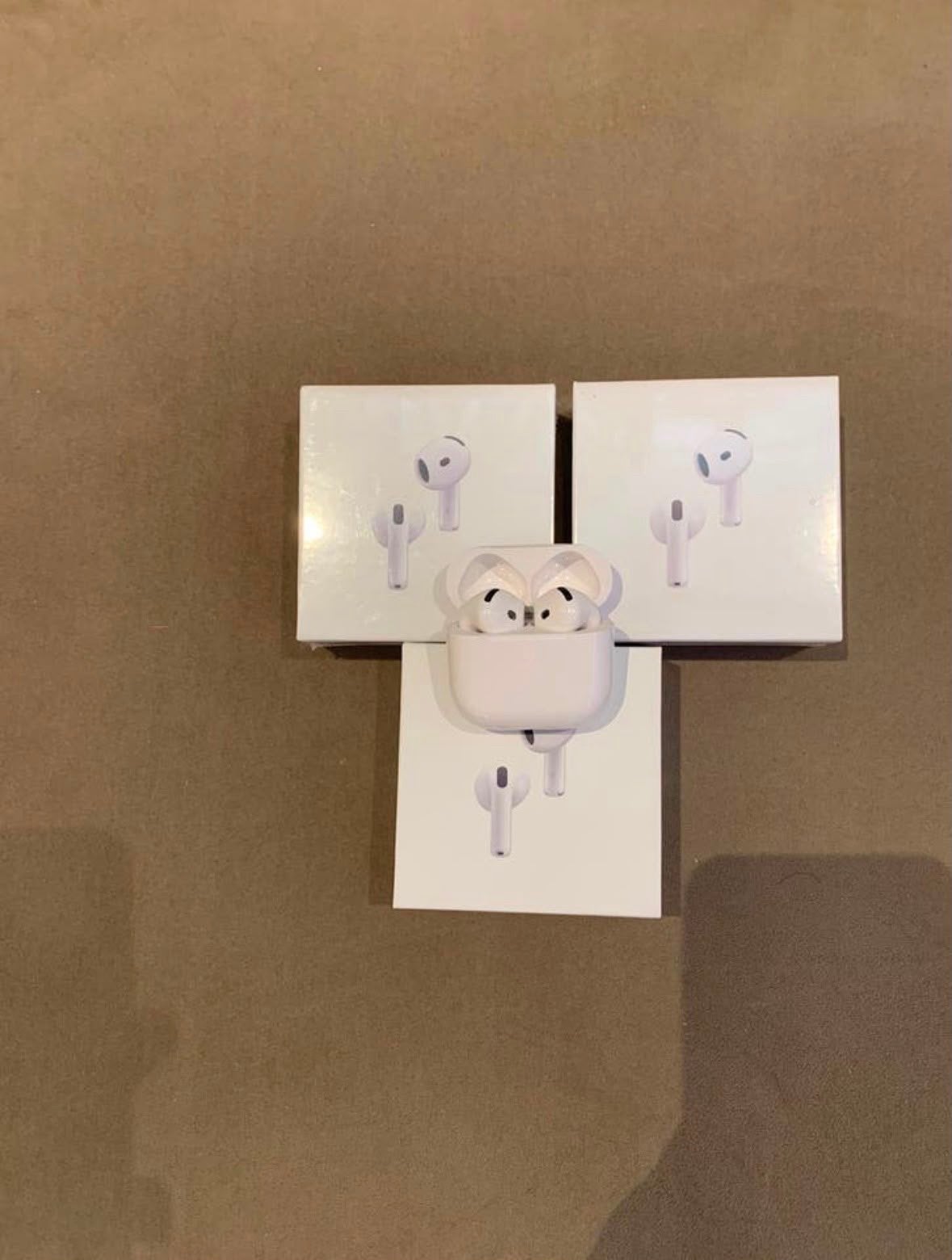 Airpods 4, Telecommunicatie, Mobiele telefoons | Oordopjes, Bluetooth, In gehoorgang (in-ear), Nieuw, Ophalen of Verzenden