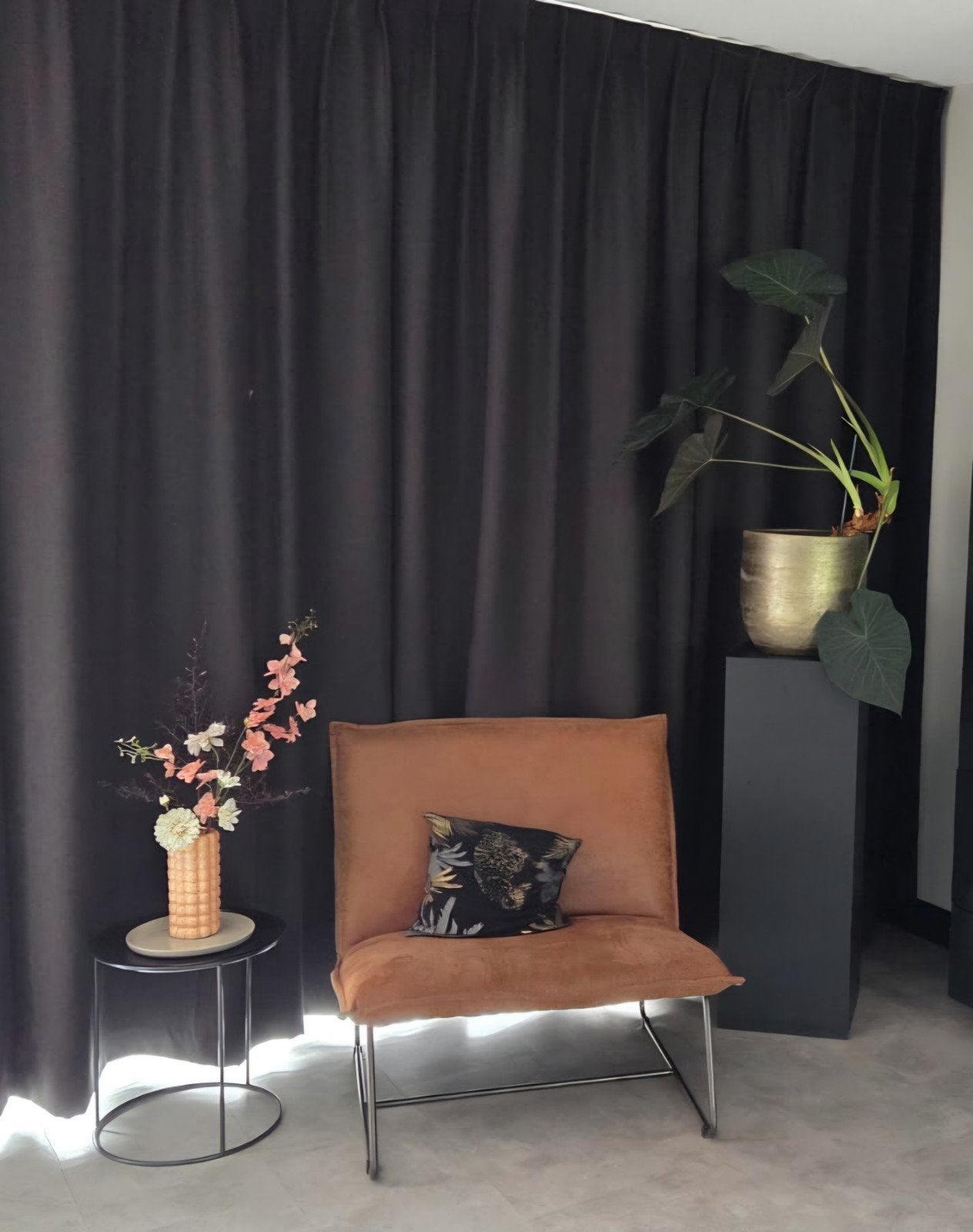 Cognac love seat - Gebruikt maar in prima staat, Ophalen, Gebruikt, Bruin, Eén