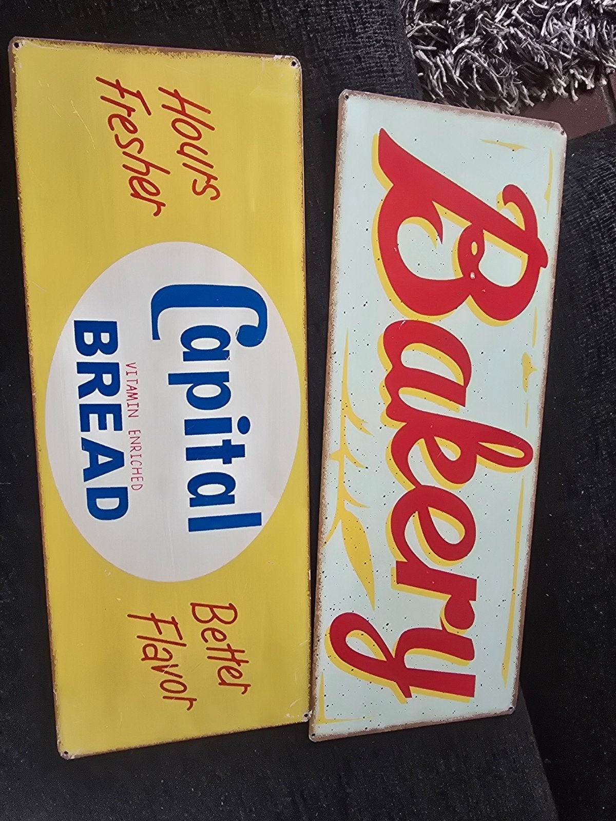 Vintage metalen reclameborden: Capital Bread & Bakery DOOS D, Ophalen of Verzenden