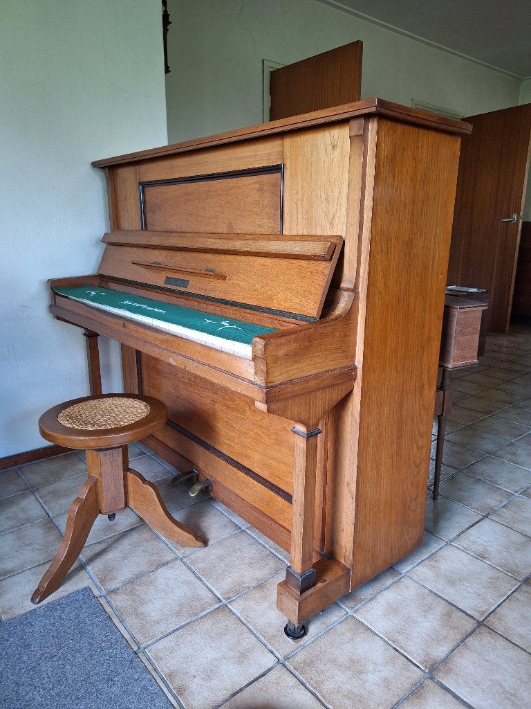 Piano (gratis), Ophalen, Gebruikt, Bruin, Piano
