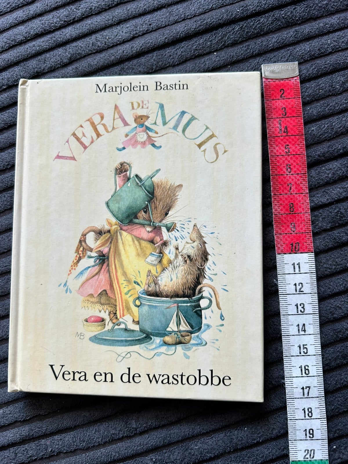 Klein boekje Vera de Muis en de Wastobbe, Boeken, Ophalen of Verzenden, Gelezen