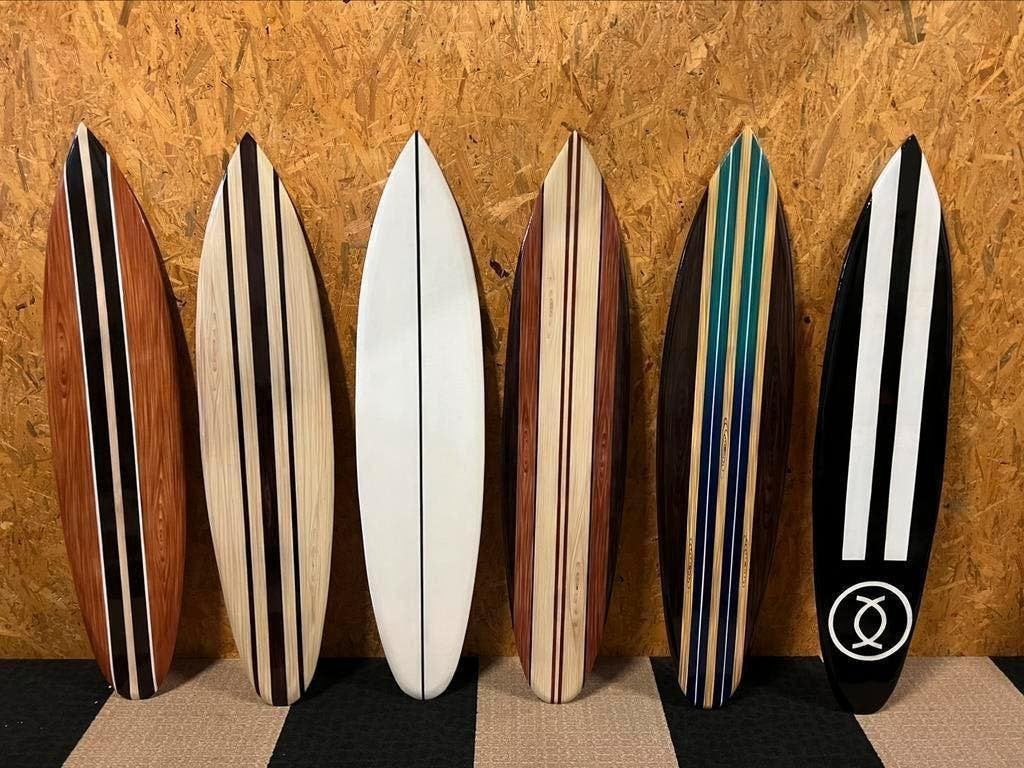 Foto 5 van Lady Warrior - decoratief houten surfplank 150 cm