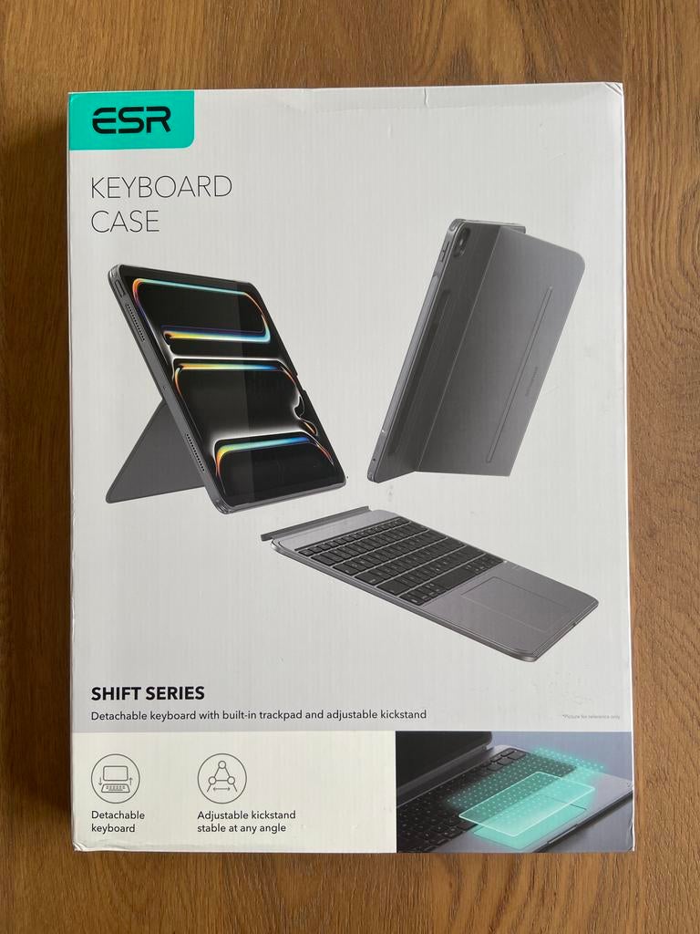 ESR shift Keyboard case ipad air 13” open box, 13 inch of meer, Nieuw, Bescherming voor- en achterkant, Ipad air 13" 2024 en 2025 (M2/M3)